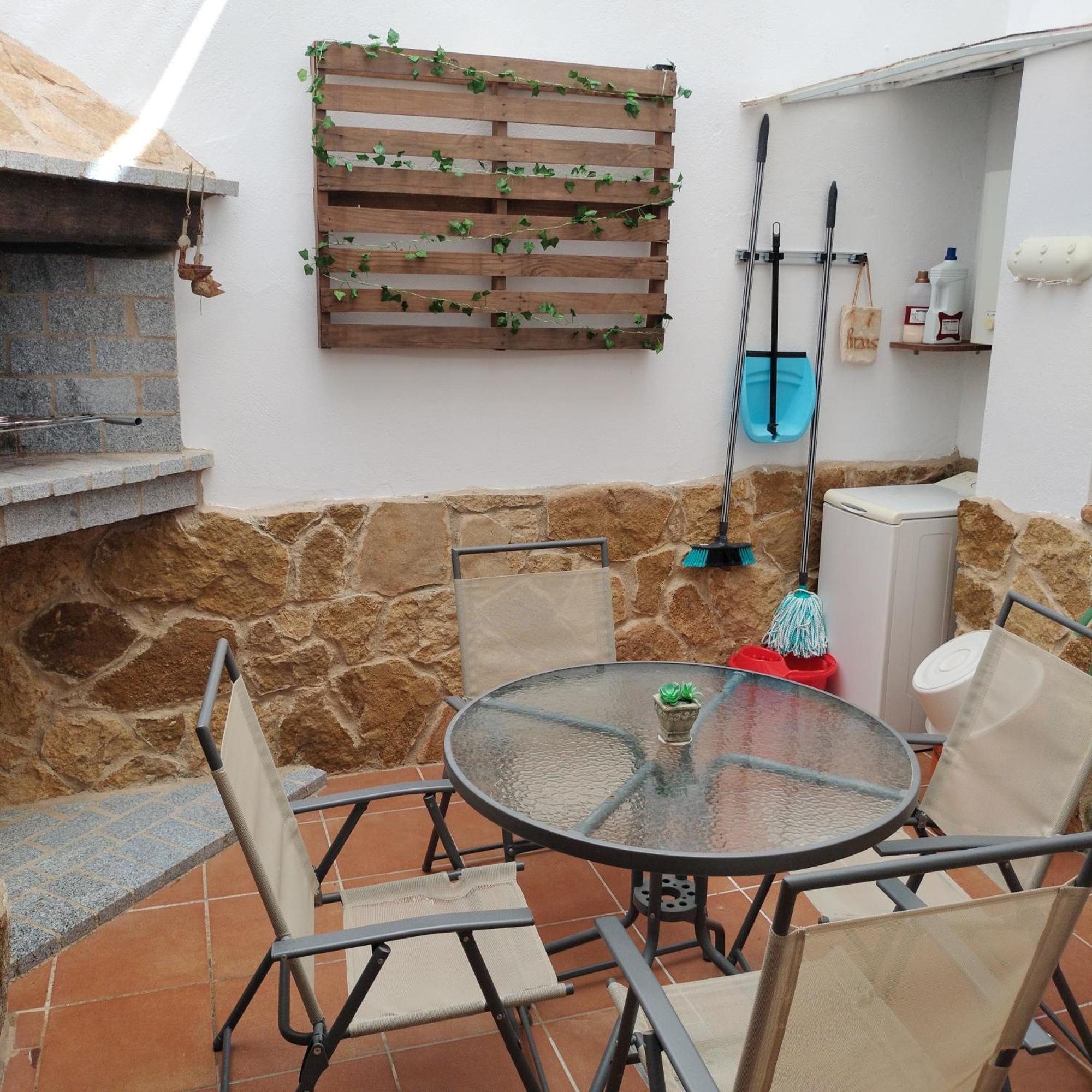 Apartamento La casina de Carmina Arroyomolinos de Montánchez Exterior foto